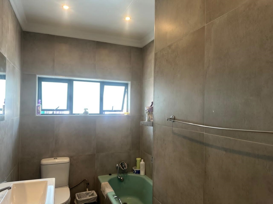 4 Bedroom Property for Sale in Rustenburg Central North West